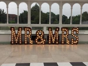 Mr & Mrs Letters Mr & Mrs Letters